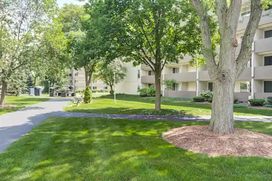 Apartments for Rent in Grant Park, IL - 82 Rentals 