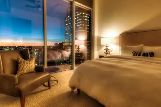 One Light Luxury Apartments - Kansas City, MO - Photo 21