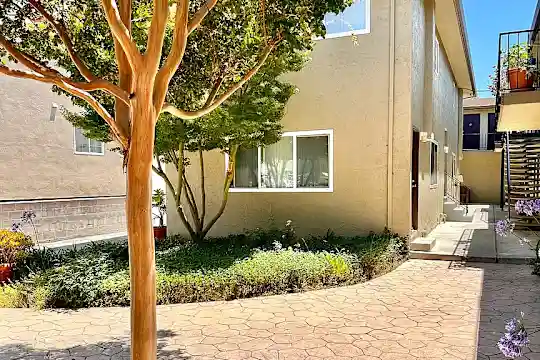 2080 Fruitdale Ave - San Jose, CA - Photo 2