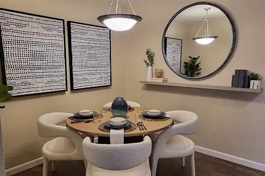 La Mirage Apartment Homes - Albuquerque, NM - Photo 10