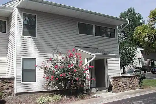 Mountain View - Knoxville, TN - Photo 17