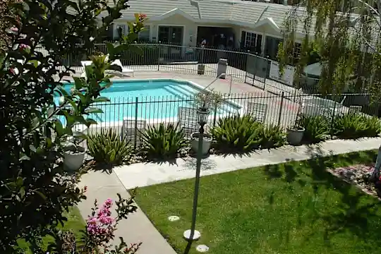 River Walk Apartments - Campbell, CA - Photo 3