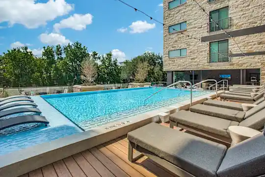 The Hudson - Dallas, TX - Photo 31