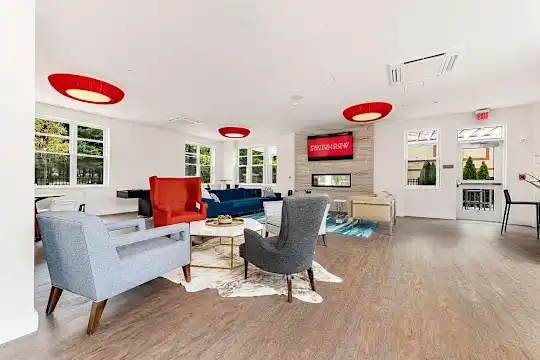 Station Row Apartments - Providence, RI - Photo 15