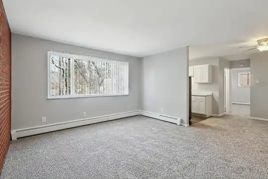 Jadaro Apartments - Cincinnati, OH - Photo 6
