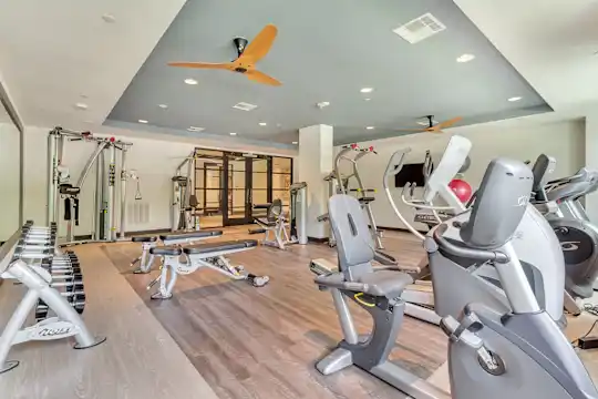 The Laurel Preston Hollow - Dallas, TX - Photo 11
