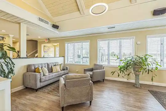 Woodcrest - Kansas City, MO - Photo 28
