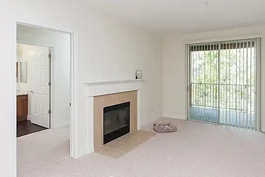 Villa Torino - San Jose, CA - Photo 4