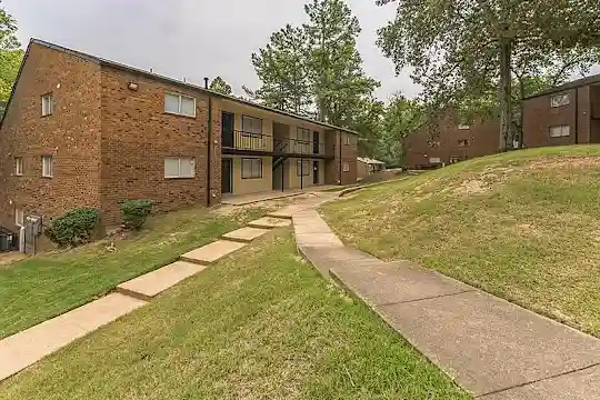 Hilldale Apartments - Memphis, TN - Photo 2