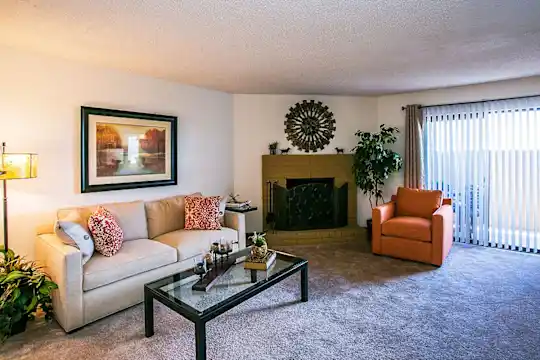 Del Rio Apartments - Albuquerque, NM - Photo 13