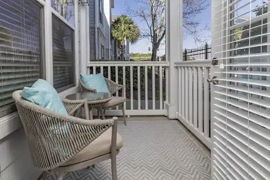 Arelia James Island - Jacksonville, FL - Photo 7