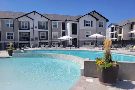 Lark on Woodmen - Colorado Springs, CO - Photo 17