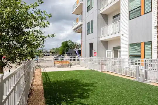 Durham Heights - Houston, TX - Photo 58