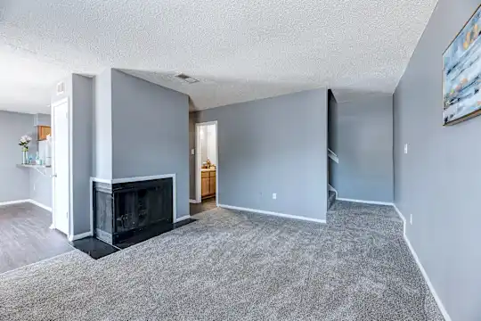 Annie's Townhomes - Memphis, TN - Photo 26