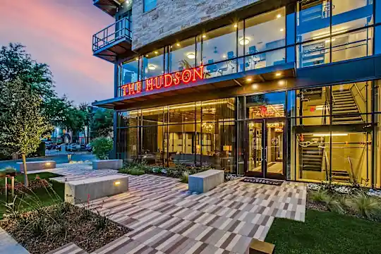 The Hudson - Dallas, TX - Photo 36