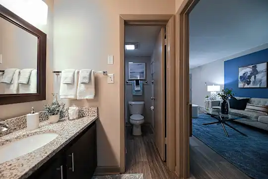 Element at Cedar Bluff - Knoxville, TN - Photo 22