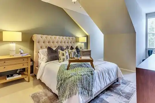 The Caruth Premier Townhome Apartments - Dallas, TX - Photo 8