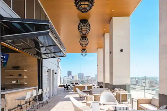 Two Light Luxury Apartments - Kansas City, MO - Photo 9