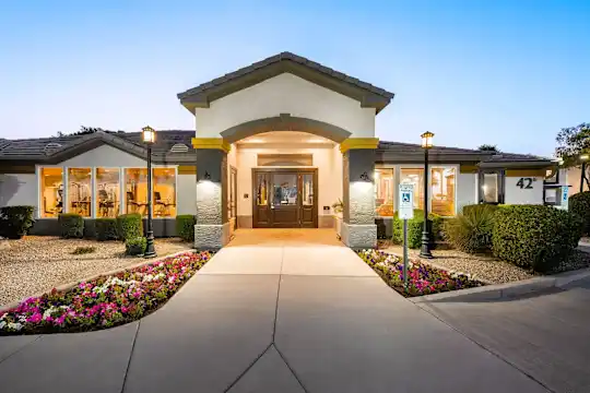 Tamarron - Phoenix, AZ - Photo 2