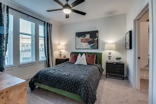 Lenox Dentwood - Dallas, TX - Photo 11