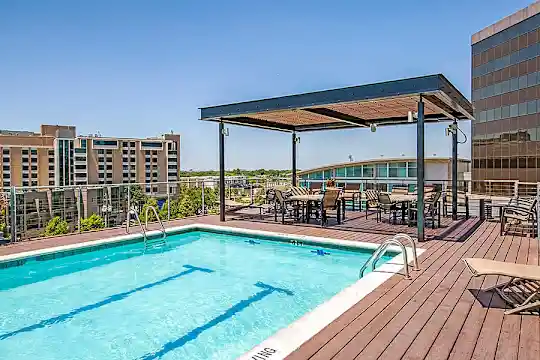 Lofts at Mockingbird Station Apartments - Dallas, TX - Photo 18