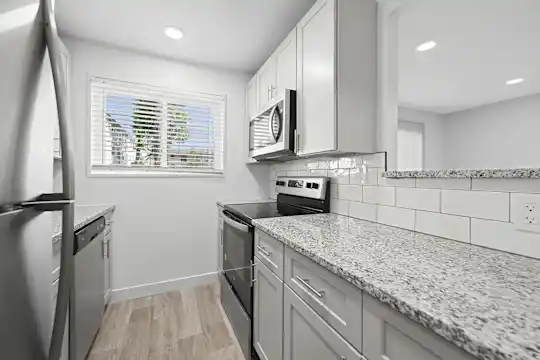 Rose Hill Apartments - Alexandria, VA - Photo 48