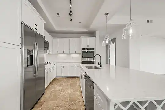 The Residence at Southpark - Charlotte, NC - Photo 26