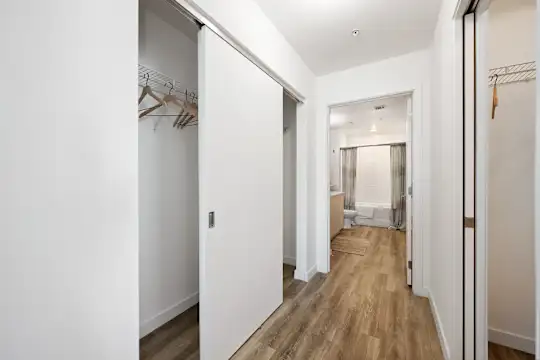 10X Fort Lauderdale - Fort Lauderdale, FL - Photo 14