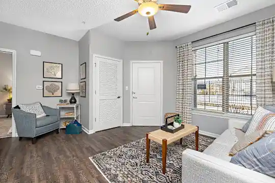 Summit Crossing - Kansas City, MO - Photo 21
