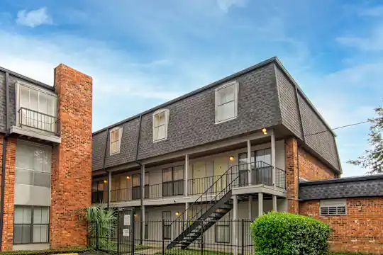 Cypress Trace Apartments - New Orleans, LA - Photo 21