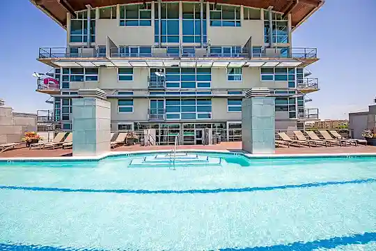 Lofts at Mockingbird Station Apartments - Dallas, TX - Photo 19