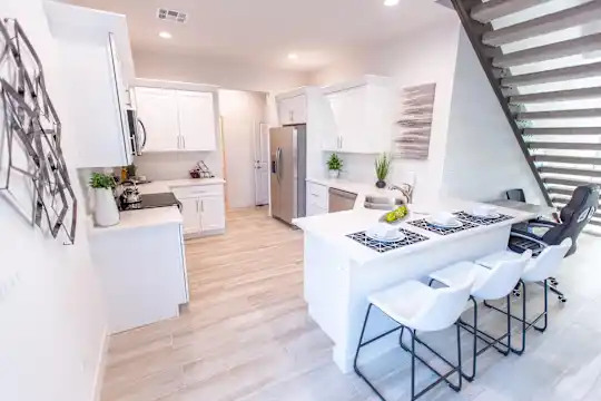 Villa Fifty2 - Phoenix, AZ - Photo 19