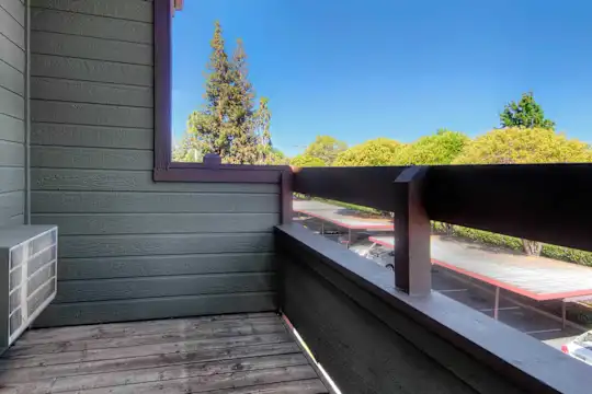 Woodleaf - Campbell, CA - Photo 15