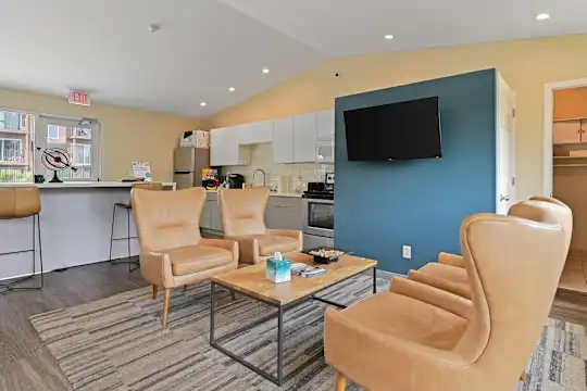Heritage Hill Estates Apartments - Cincinnati, OH - Photo 24