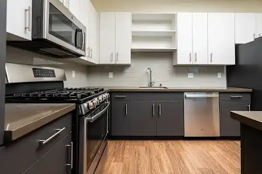 Imperial Hardware Lofts - Riverside, CA - Photo 14