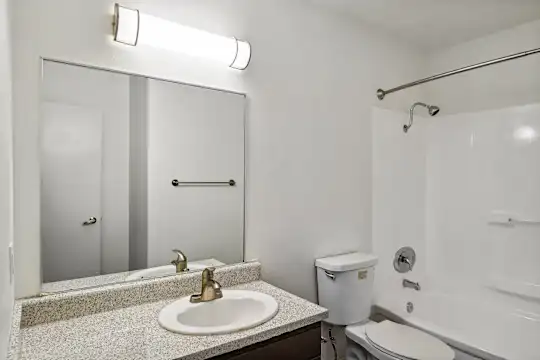 Dwell Apartment Homes - Riverside, CA - Photo 26