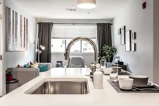 Gallerie Apartments - Kansas City, MO - Photo 13
