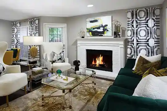 Preston Village Apartments - Dallas, TX - Photo 2