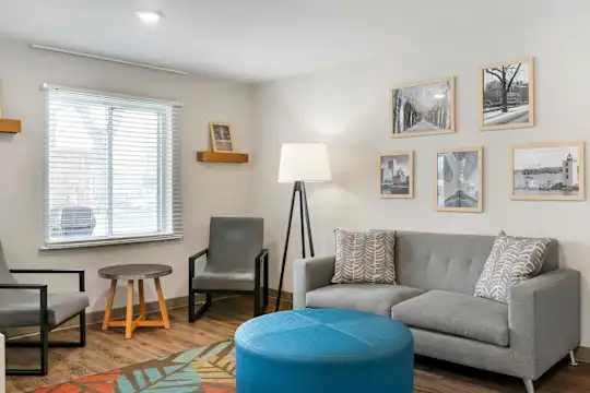 Furnished Studio - Providence - Providence, RI - Photo 3