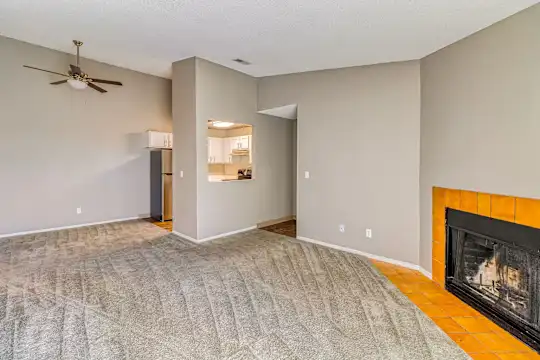 Western Hills - Colorado Springs, CO - Photo 11