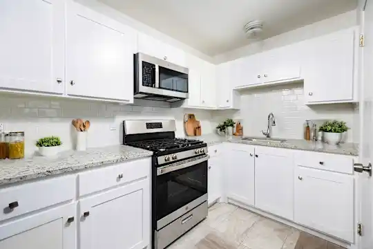 1415 Brown Street - El Paso, TX - Photo 3