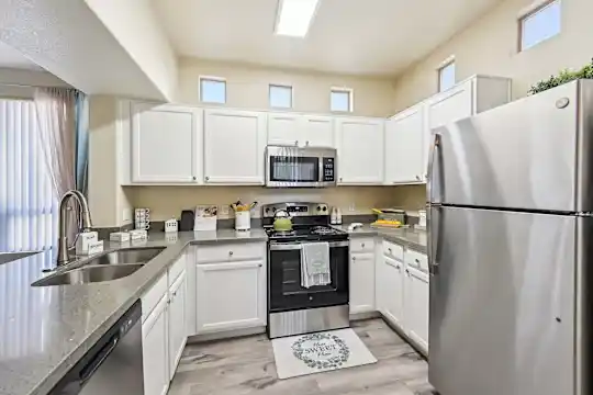 The Villas at Camelback Crossing - Glendale, AZ - Photo 62