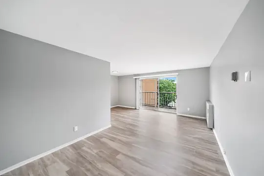 Grandview Pointe - Cleveland, OH - Photo 15