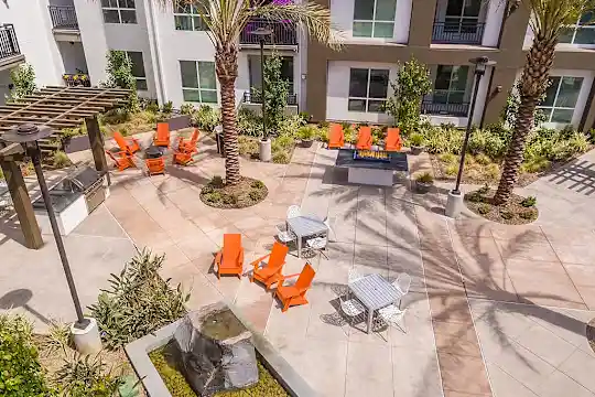 808 West Apartments - San Jose, CA - Photo 31