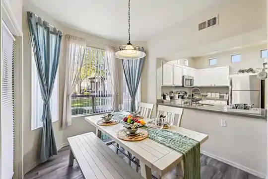 The Villas at Camelback Crossing - Glendale, AZ - Photo 61