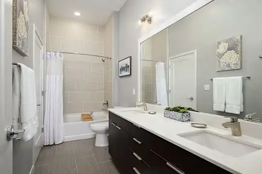 Brookside 51 - Kansas City, MO - Photo 5