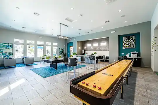 SOLANA APARTMENT HOMES - Las Vegas, NV - Photo 22