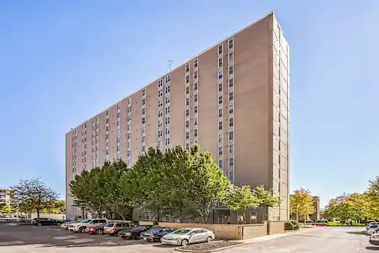 Nazareth Towers Senior Apartments - 62+ - Columbus, OH - Photo 3
