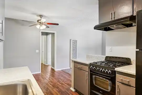 Dwell Apartment Homes - Riverside, CA - Photo 21