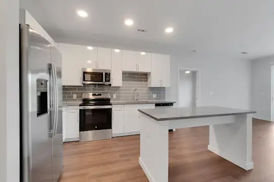 LakePointe - Charlotte, NC - Photo 27